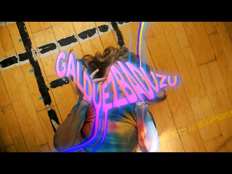 S T R - GALDU EZ BADUZU (Official Video)