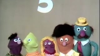 Sesame Street - Five People in My Family (1969)