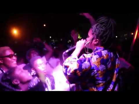 BIZZCUIT- TAKE CONTROL & KAKOOL PERFORMANCE