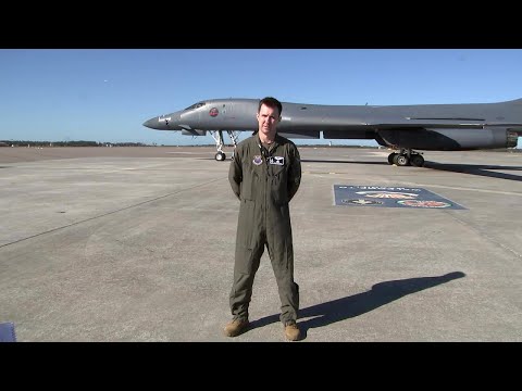 How Air Force pilots time the Super Bowl flyover so perfectly