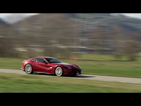 Top Speed 2013 Ferrari F12 Berlinetta