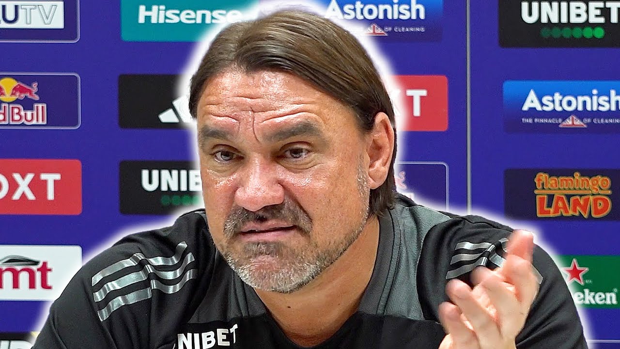 'It's a GOOD EFFORT IF YOU LAST THREE MONTHS AT LEEDS!' | Daniel Farke | Leeds United v Bristol City
