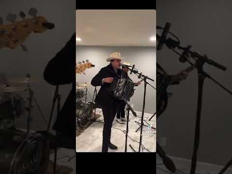 Edgardo Nuñez-(El Ruddy) En Vivo