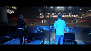 Idän Ihmeet - Rakkauden Kuriiri (Official Video)