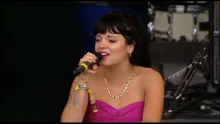 Lily Allen - Knock &#39;Em Out (Live At Glastonbury 2007) (VIDEO)