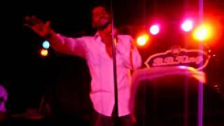 Eric Benet singing, &quot;Weekend Girl&quot; at BB Kings in &#39;08