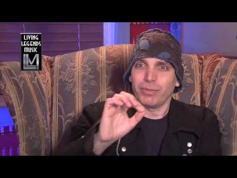 Thumbnail for Joe Satriani - Advice to Aspiring Guitarists (10 of 11) by Joe Satriani