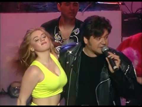 Pancho y la Sonora Colorada video Cachete, pechito y ombligo - CM Vivo 1996