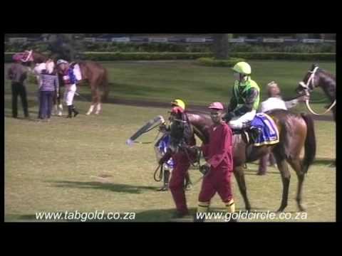 20170428 Greyville Race 6 won by JUST CRUISED IN