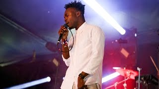 Azekel - New Romance (Glastonbury 2015)