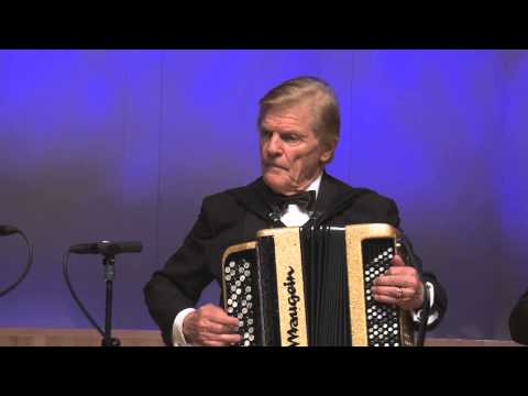 download lagu mp3 mp4 Casino Express, download lagu Casino Express gratis, unduh video klip Casino Express