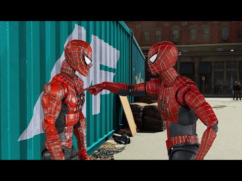 Who's the Better Spider-Man? Toy Biz vs S.H. Figuarts (stop motion) #spiderman #stopmotion #funny