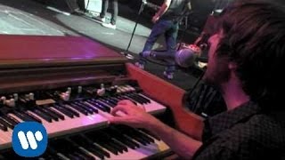 Andrés Calamaro &amp; Fito &amp; Fitipaldis - A la luna se le ve el ombligo (2 son Multitud)