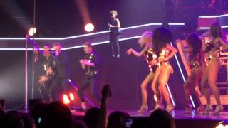 M.Pokora R.E.D Tour - Go mama