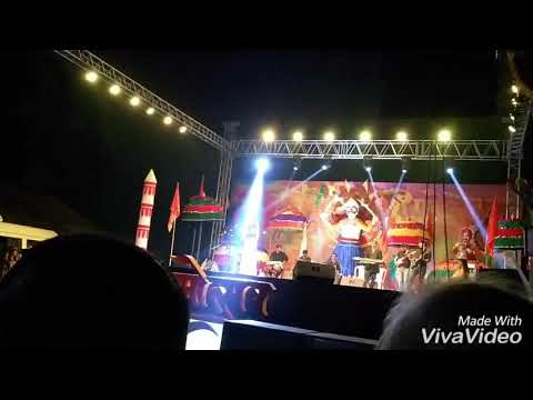 Shruti Joshi Attachh baya ka bawarla (Goa concert Performance)