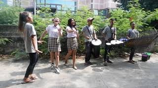 Download lagu SURUH SEKOLAH KOK JOGET? KUPUJA PUJA VERSI PENGAMEN ANGKLUNG - CECE DIANA FT TRIO DARA MANIS mp3