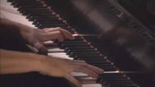 Diana Krall - Walk On By