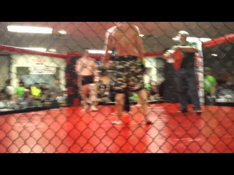 Danny Williams MMA fight round 3