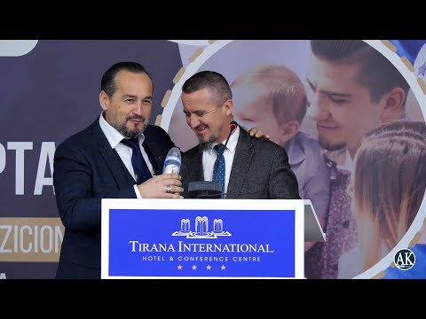 Zbuloni se çfarë i dhuroi Imami Kalaja Pastorit Pano.