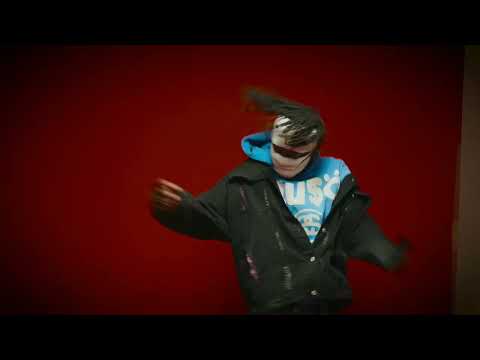 THA BEES - KUTURA ( Official Music Video ) 