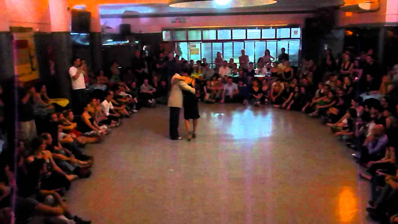 Moira Castellano y Pablo Inza (2) en El Motivo Tango  "Noche Revival"