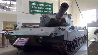 preview picture of video 'Leopard 2, The Tank Museum, Saumur, Maine-et-Loire, France, Europe'