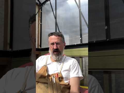 Vintage Sewing Machine Restoration and Fast Fashion