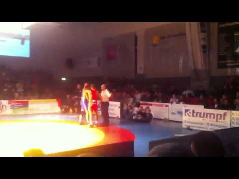 Adam Juretzko - Damian Edfelder: Schultersieg des Commander