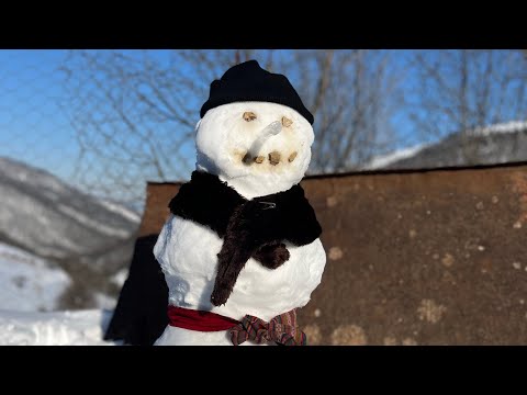 Snowy Day Magic: Cooking Ash Reshteh Nazari with Grandma!