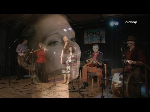 Tázló együttes - Ó, szegény, bujdosó legény (Klézse, Moldva)