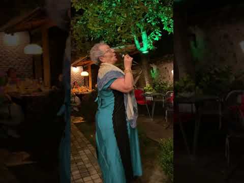 Zhani Sulioti - Kolazh me serenatat e Suliotëve live II (Meri Boutique Hotel Korçë)