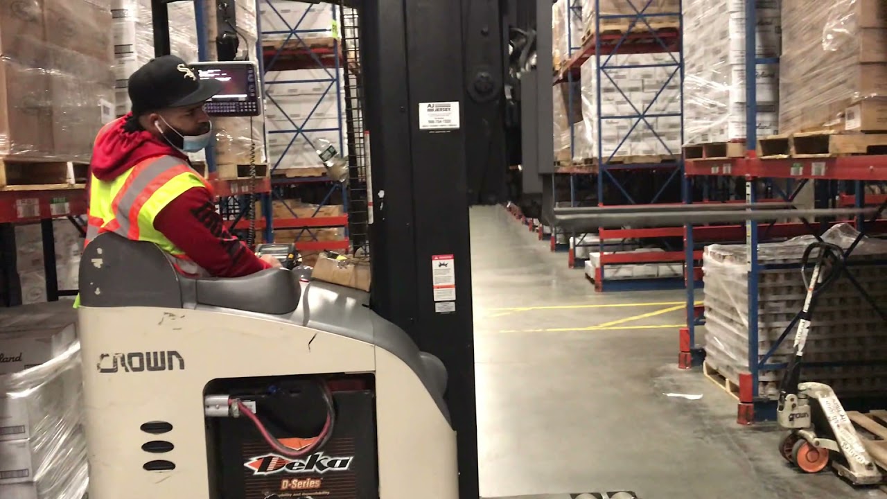 Entrenamiento de Forklift parados /Forklift training stand up