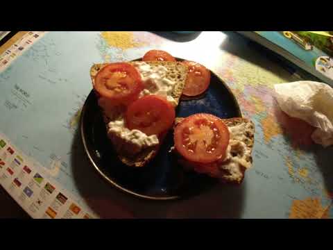 MongoTV_10565 - Min Aftensmad - PROTEINBOLLE Med KYLLING- og BACONSALAT og TOMAT