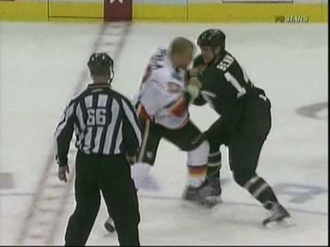 Jamie Benn nails Mark Giordano and fights Jarome Iginla