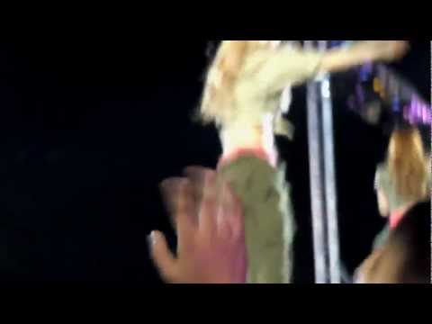 130119 Hyoyeon went to my side jkdhfdjkfhkjhsk T^T