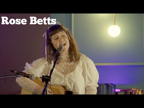 Rose Betts - "Irish Eyes" || Under the Radar