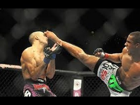 Evangelista Cyborg Santos suffers brutal fractured skull after flying knee knockout by Michael Venom