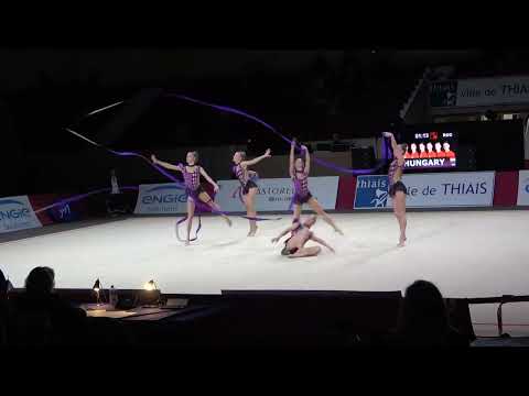 Hungary 3 Ribbons   2 Balls