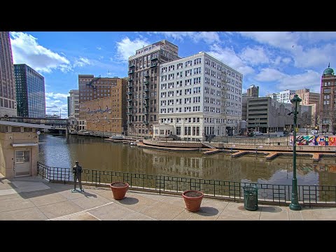 Milwaukee Riverwalk thumbnail