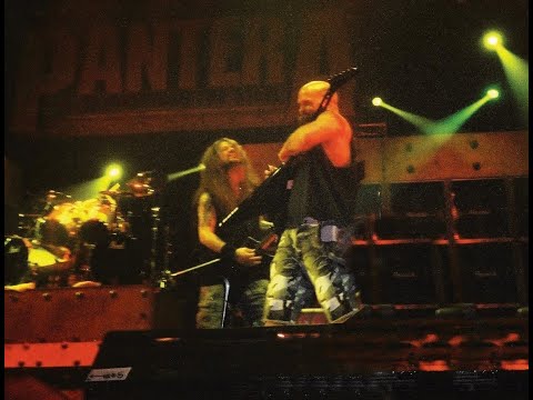 Dimebag Darrell & Kerry King rip Goddamn Electric Outro Solos #pantera #slayer #dimebagdarrel