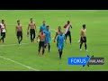 Edan! Pemain Bola Tawuran di Lapangan! Wasitnya sampai lari terbirit-birit! Edan! Pemain Bola Tawuran di Lapangan! Wasitnya sampai lari terbirit-birit!