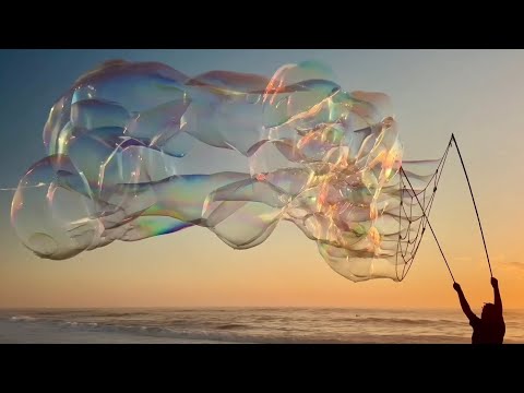 Epic Giant and Hypergiant Bubbles at the Beach at Sunset
