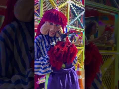 Fofão e o cachorro mas temido do mundo rsrs #dance #funk #lafúria #vlog #carretafuracão #comedia