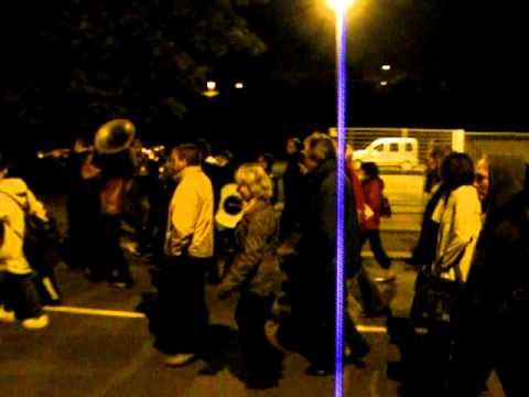 download lagu mp3 mp4 Folies2, download lagu Folies2 gratis, unduh video klip Folies2