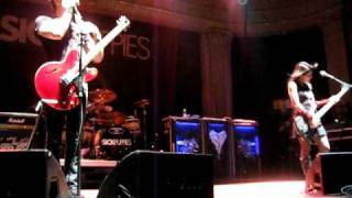 Sick Puppies - Say My Name - LIVE - 2010 - Columbus Ohio GOOD QUALITY