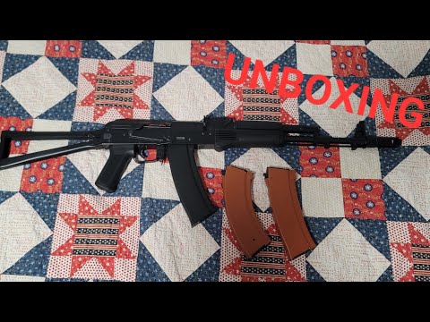 Unboxing a Cyma Ak-74!