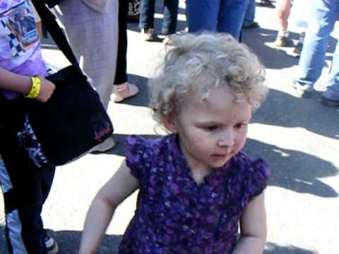 Arwen and some random strangers dancing to De Kinkels at Portsoy Boat festival 2011