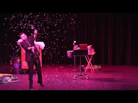 Cabaret showreel for Nick Nolan - Man of MANY talents