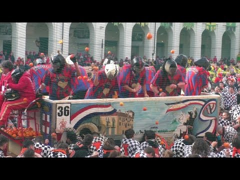 Battaglia arance L´Ariete del Sacro Cuore e Scacchi - Carnevale Ivrea 2016
