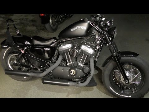 Delboy's Garage, Burley Slammer shocks, Harley 48.